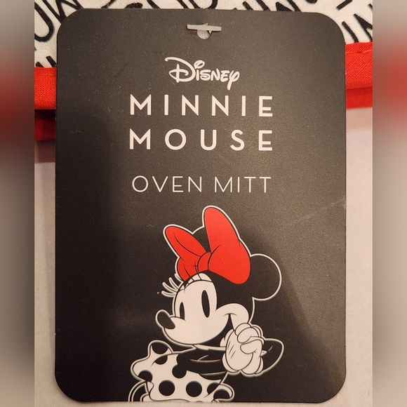 Disney Minnie Mouse Oven Mitt - Picture 3 of 4